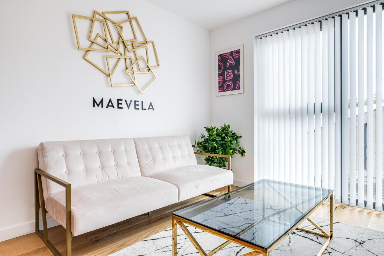 Maevela Apartments - Pink Luxury 1 Bed Apartment City Centre - 5 Min Walk From Bullring, Cube, Mailbox, New Street Station - Free Netflix & Wifi - No Parking Birmingham Exterior photo