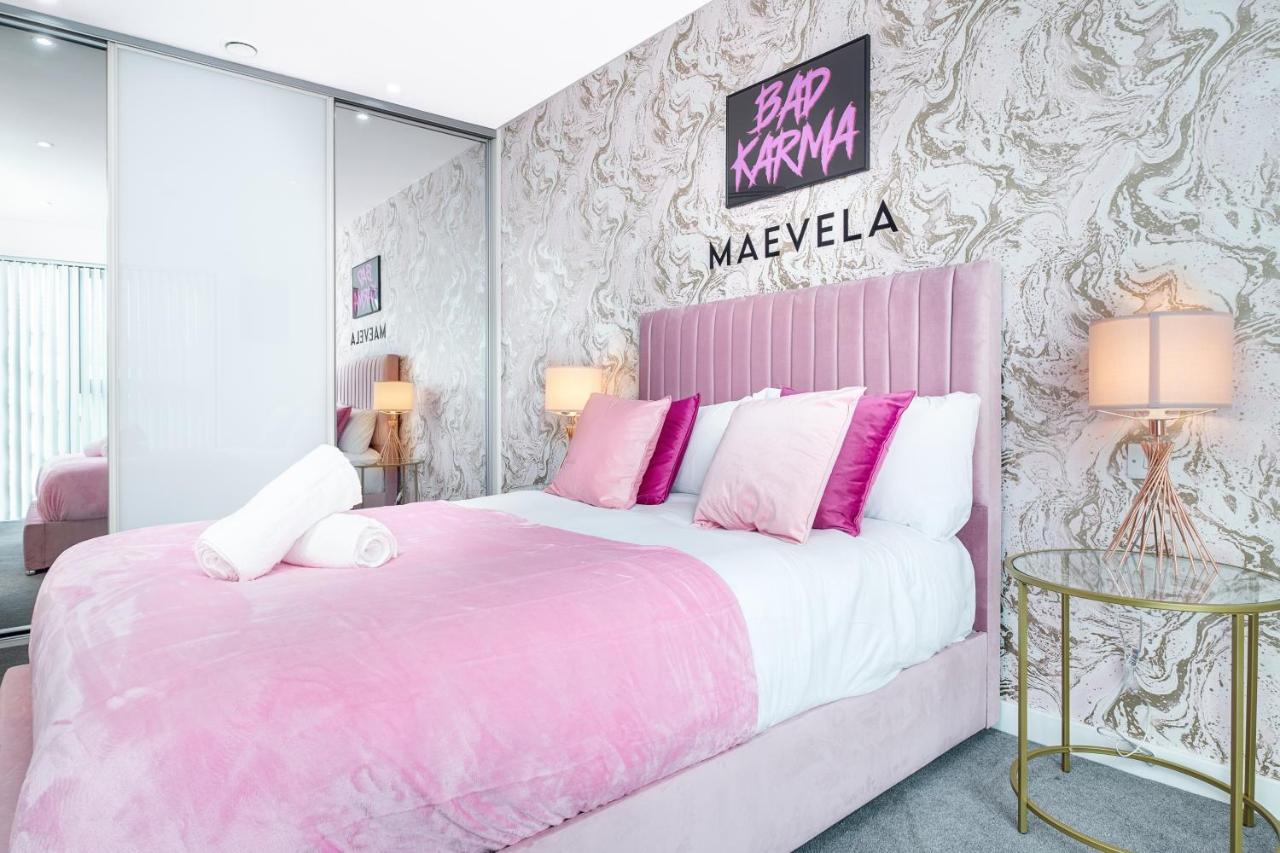 Maevela Apartments - Pink Luxury 1 Bed Apartment City Centre - 5 Min Walk From Bullring, Cube, Mailbox, New Street Station - Free Netflix & Wifi - No Parking Birmingham Exterior photo