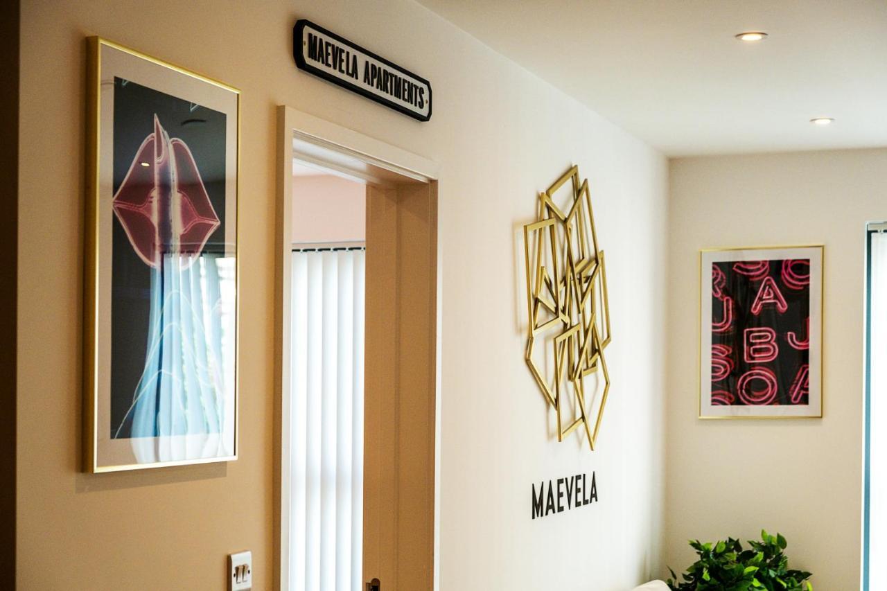 Maevela Apartments - Pink Luxury 1 Bed Apartment City Centre - 5 Min Walk From Bullring, Cube, Mailbox, New Street Station - Free Netflix & Wifi - No Parking Birmingham Exterior photo